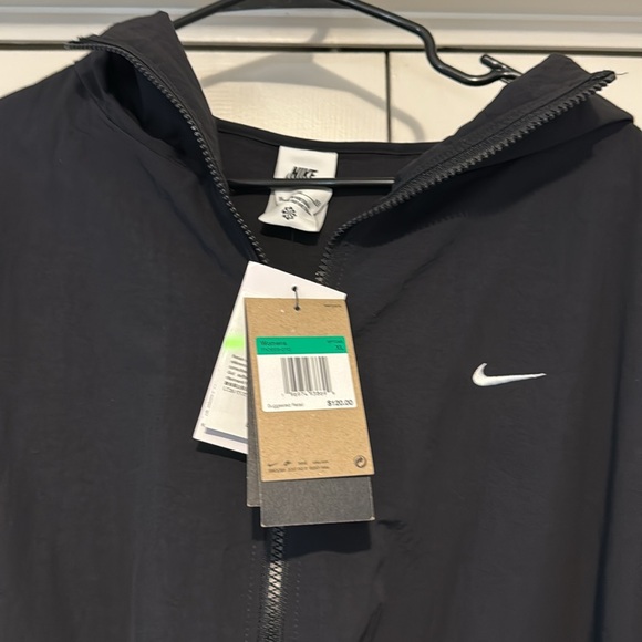 Nike jacket - Picture 2 of 3